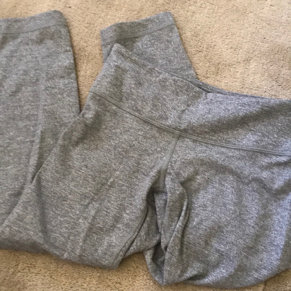 Light gray wash cropped lululemon leggings